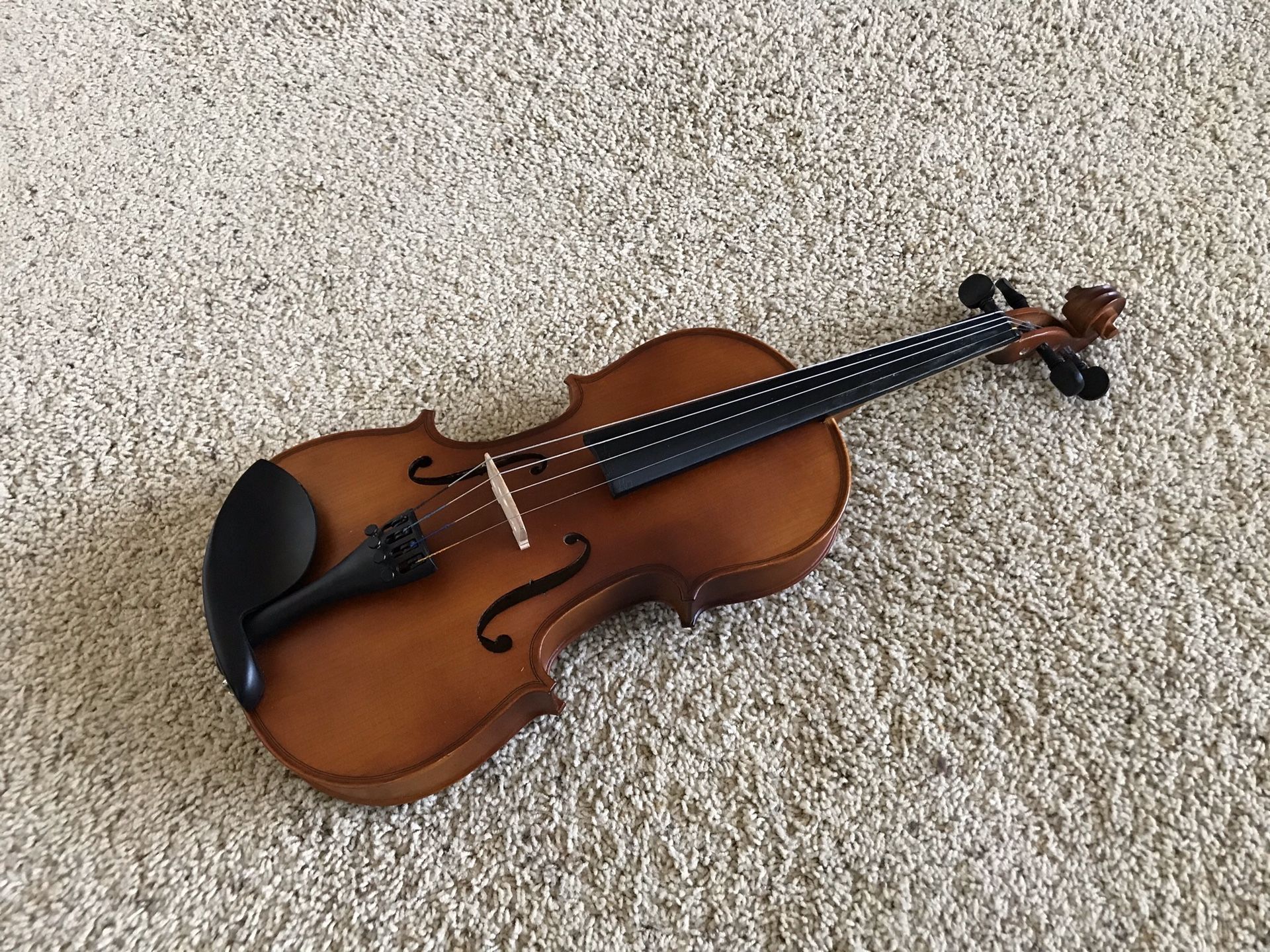 Mendini 4/4 MV300 Solid Wood Satin Antique Violin with Hard Case and Rosin (Full Size)