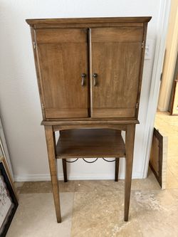 Vintage Mcm Ethan Allen Bar Cabinet 