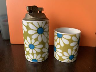 Vintage OMC Table Lighter With Cigarette Holder 