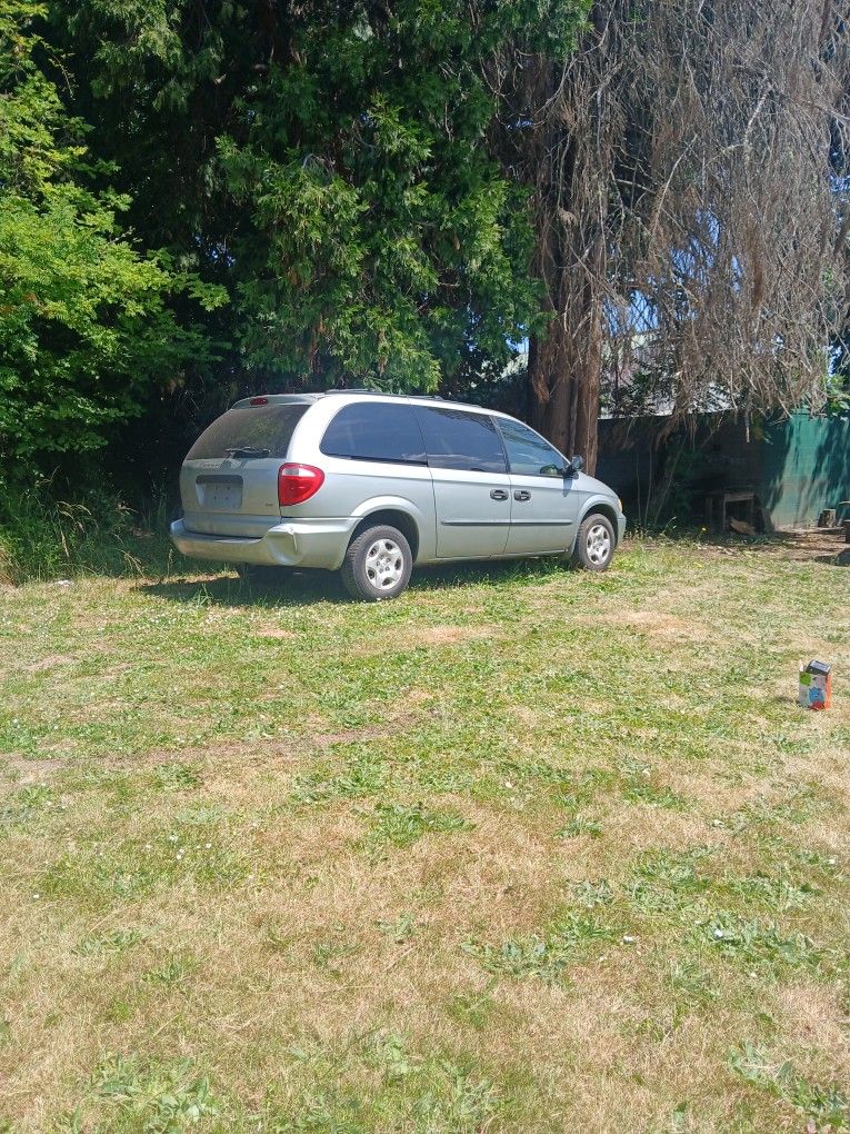 2003 Dodge Caravan