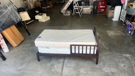 Kids bed