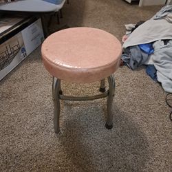 Stool Pink Top
