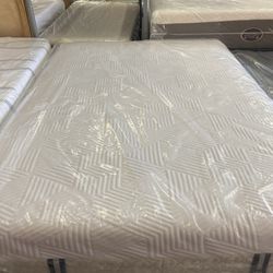 Queen Size Memory Foam Mattress And Box Spring Beds 