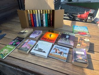 📚 HUGE BOOK LOT – 23 Books Including 10 Danielle Steel Hardcover Novels – Only $30 for Everything! 📚
