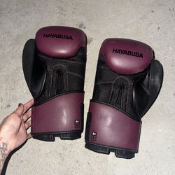 Burgundy Hayabusa Boxing Gloves Size Small - Training, Sparring, Kickboxing, Fighting Sports, Taekwondo, MMA, Muay Thai & Arts