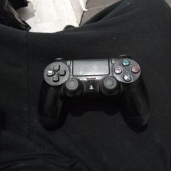 PS4 Controller 
