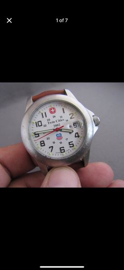 🐶🐶Beautiful WENGER Swiss Army Officer Men Watch Date TwinCities SWISS🐶🐶