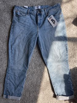 Levis Mid Rise Slim Boyfriend Stretchy Jeans Size 18/ W34