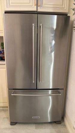 Refrigerator KitcheAid!