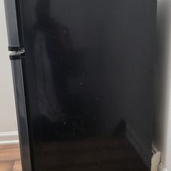 Small Fridge 