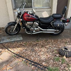 1995 Honda Magna