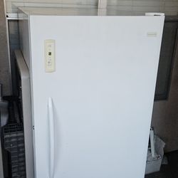 Freezer 14 Cubic Ft.