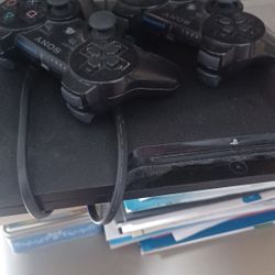 Ps3 With Games 2 Controllers