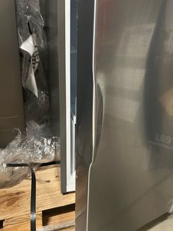 Mora - 18cuft Top Mount Refrigerator/Freezer - Open Box - $600