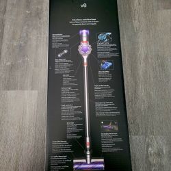Dyson V8 Vacuum Cleaner 