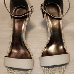 Women's Strap Heels Pearl White Size 10