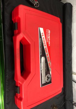 Brand new 76 pc Tap & Die set