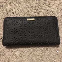 Kate Spade Perforated Zippy Wallet $140 Obo