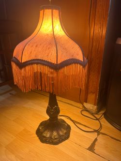 Vintage Pink Table Lamp