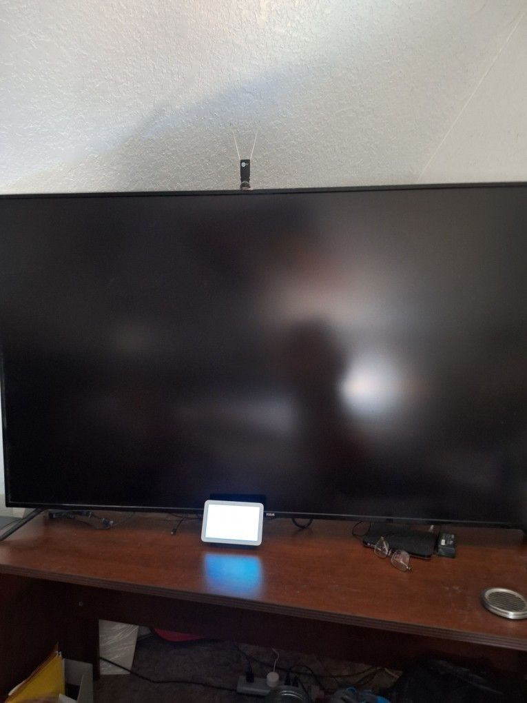 75 In RCA TV Ultra HD