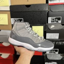 2021 Jordan Cool Grey 11s size 9 Close To VNDS 