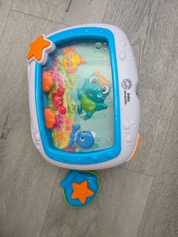 Baby Einstein musical fish tank