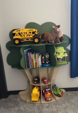 tree bookshelf