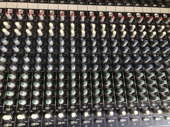 YAMAHA MG32/14FX 32 CHANNELS for Sale in Cleveland, TX - OfferUp