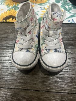 Toddler Converse Size 6