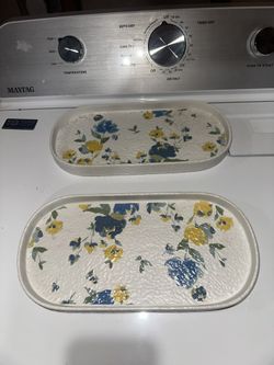 bathroom tray