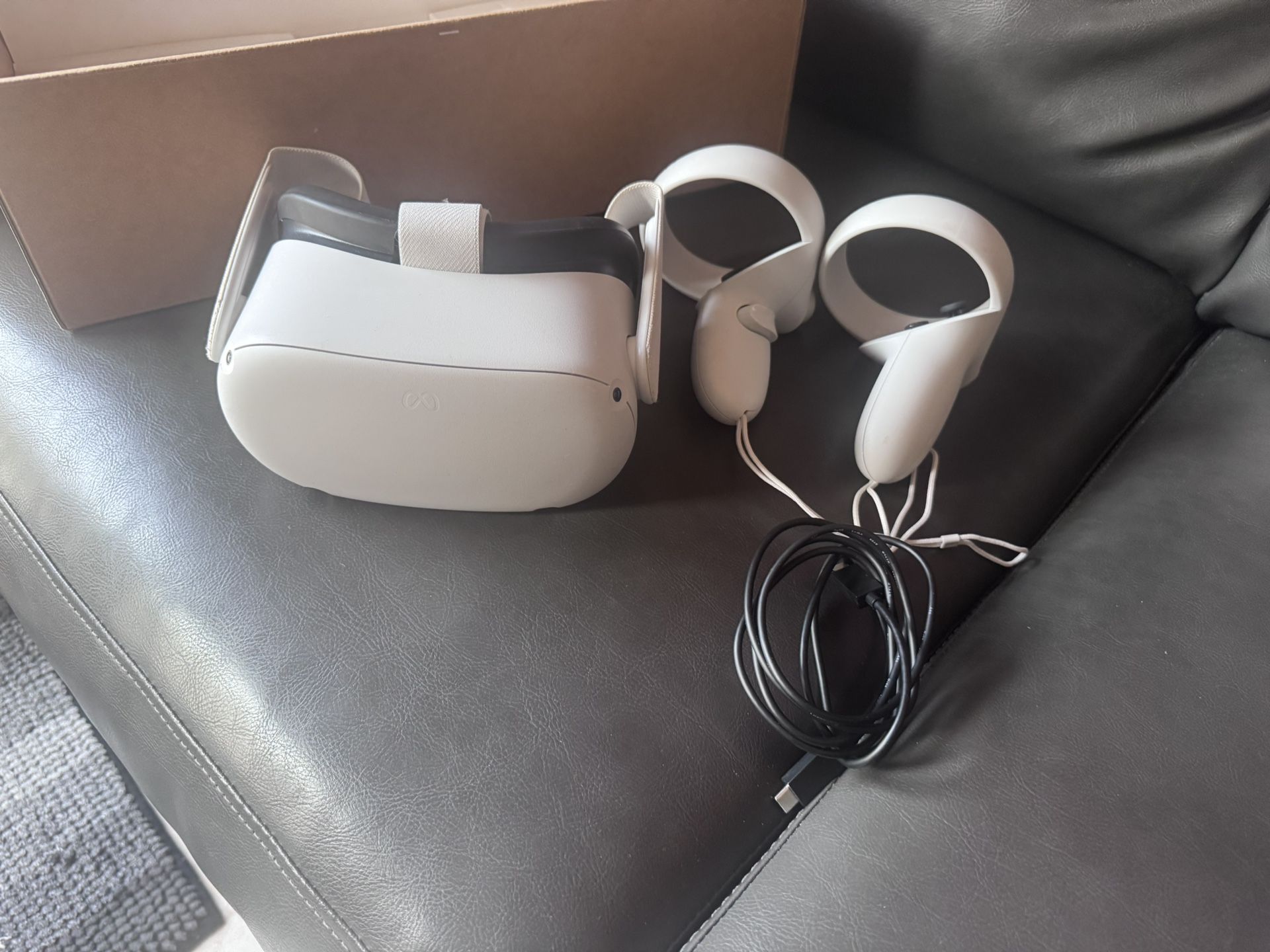 Meta Quest 2 VR Headset