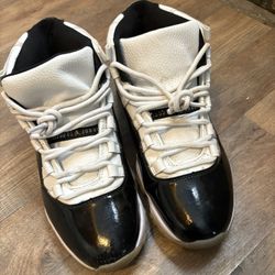 Jordan 11 Graduates 