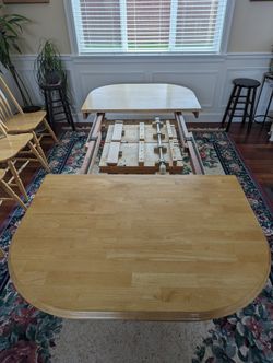 Dinning Room Table 