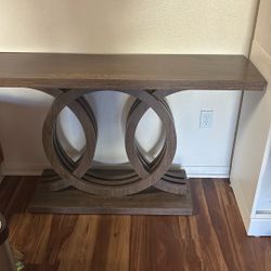 Consol Table 