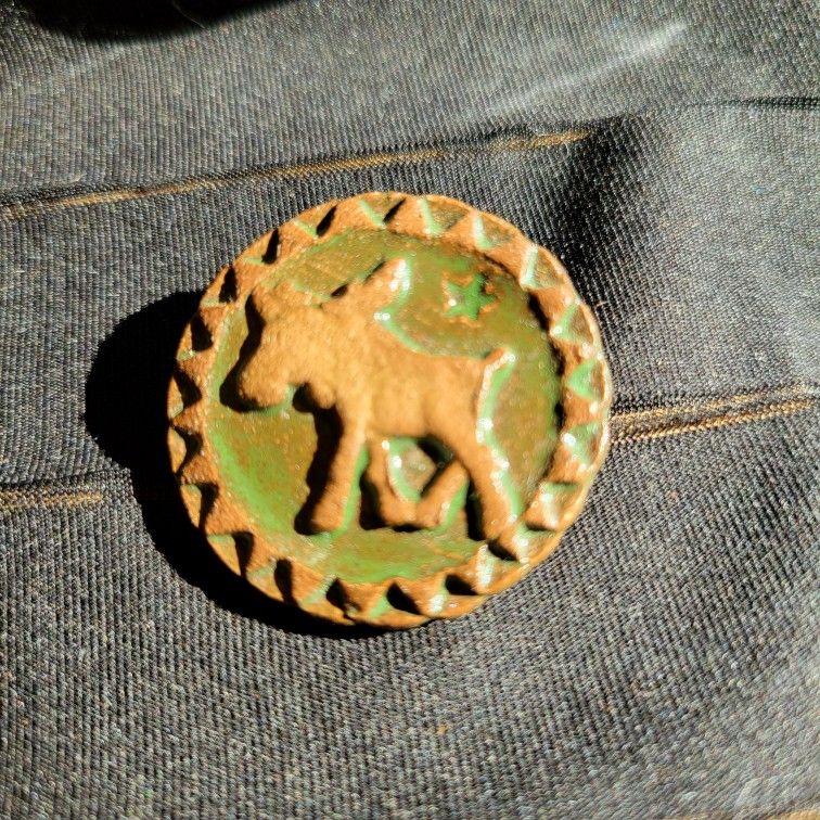 Vintage Redware Handmade Pottery Glazed Moose Brooch 1.25" Diam