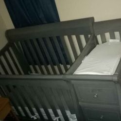 Gray Crib With Changing Table
