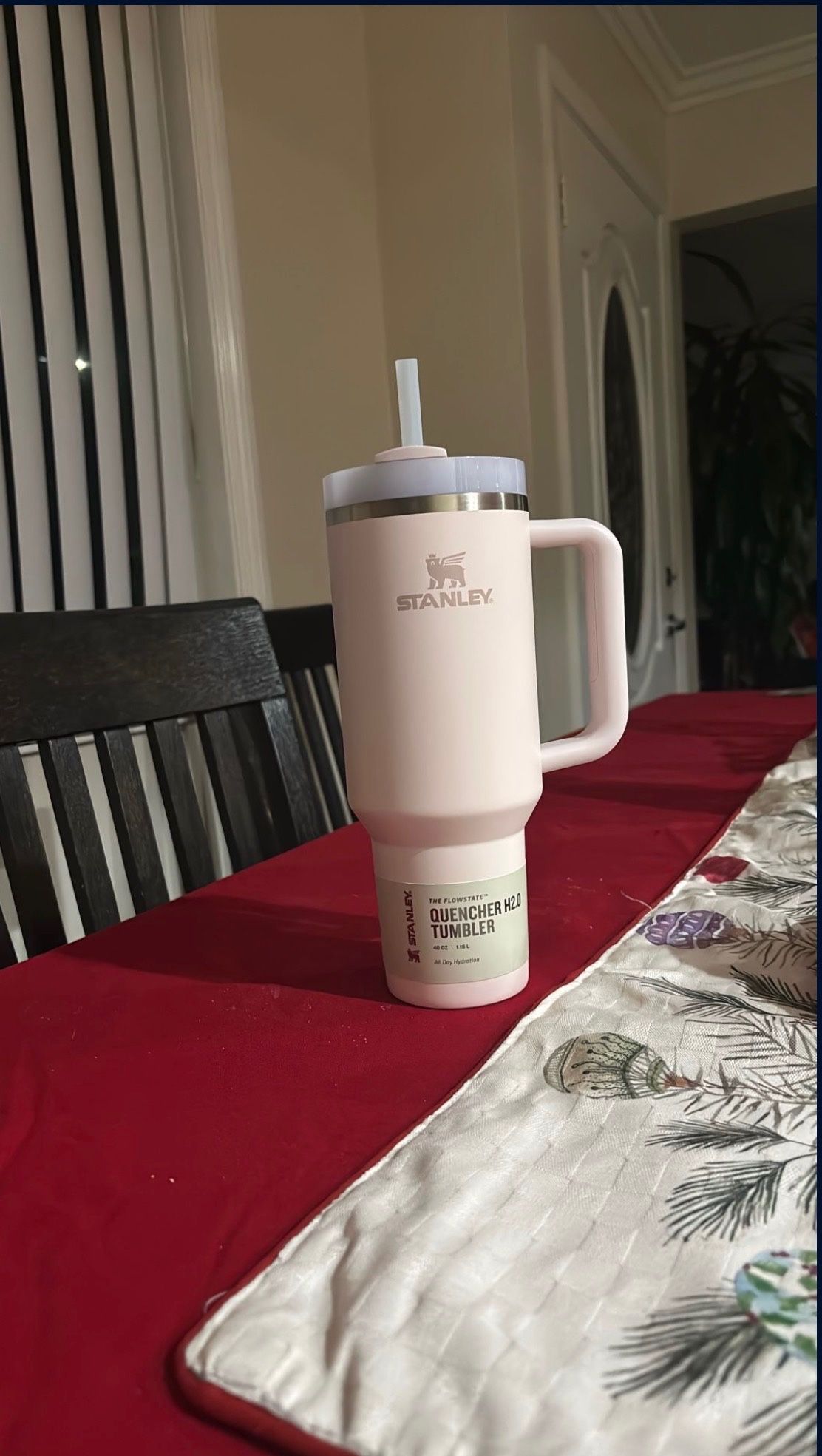 rose quartz Stanley 40 Oz NEW