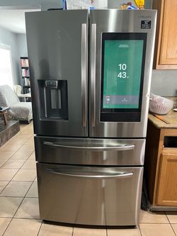 Samsung fridge with screen
