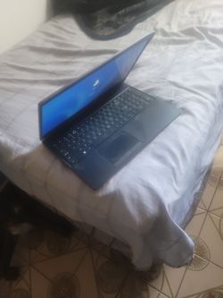 Dell: Intel Core i9, TypeC, Windows11 V-25H2. MS-office.