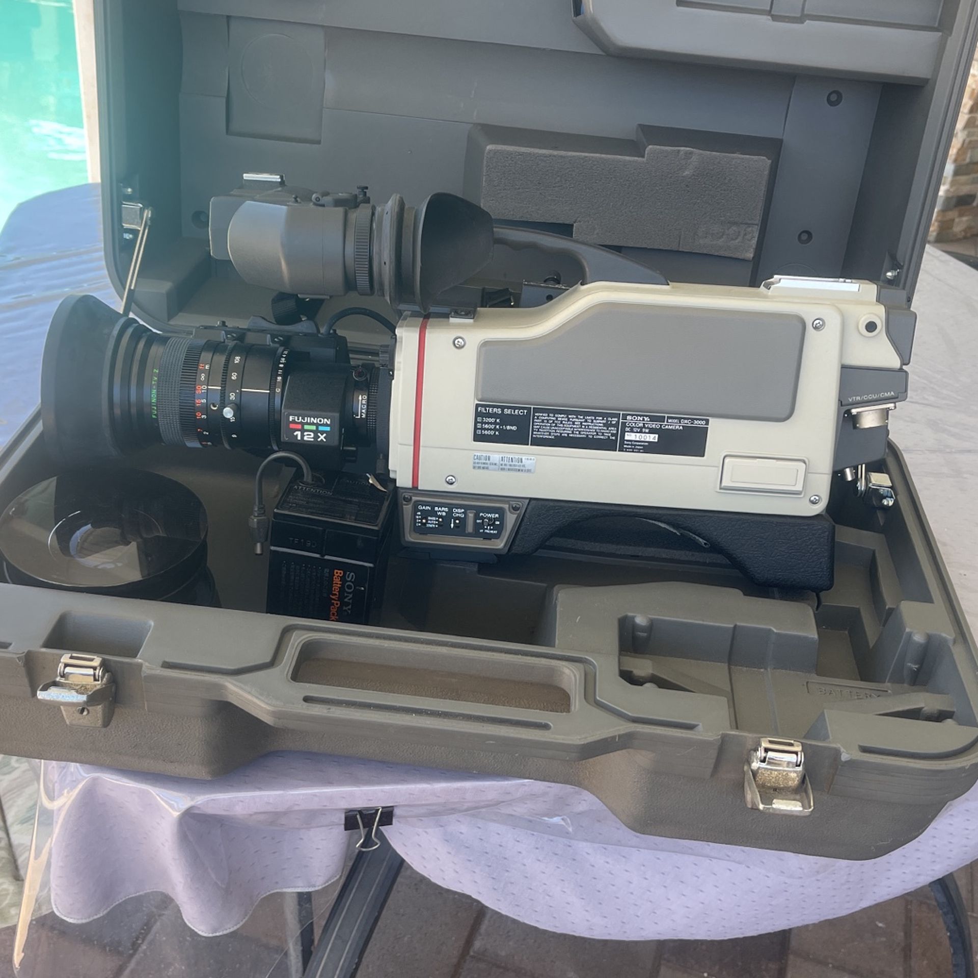 Sony Video Camera Vintage DXC-3000(3CCD)