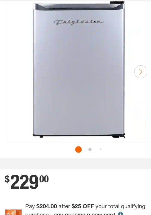 ✨️ $$130 🆕️ w8586 Frigidaire 2.5 cu. ft. Retro Mini Fridge in Platinum with Freezer main