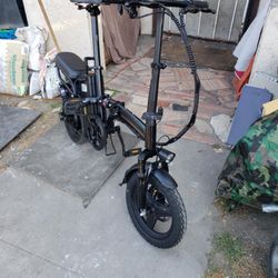 Has Suspension Front 650lb & back 450lb. Electric bike ebike e-bike super Electric up To 25mph 40miles range. Folding Electricbike 0050miles $500! All