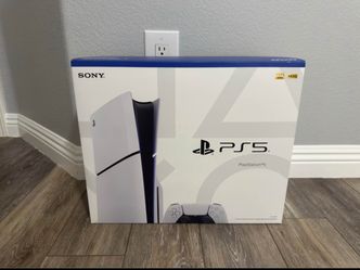 PlayStation 5 Slim Console - Disc Edition – 1TB
