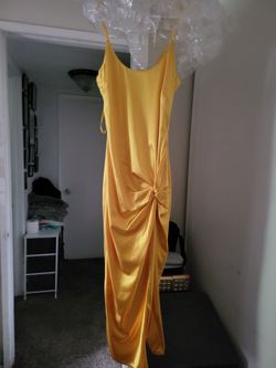 Formal dress size small $20