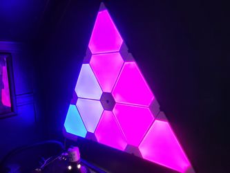 Nanoleaf LED Light Panels Triangles Rhythm Starter