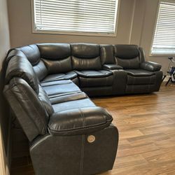Comfortable Leather Reclining Sectional Sofa with Cup Holders – Ideal For Relaxing 🎥🛋️ Visit us at BetterHomeFurnitures.com For More.