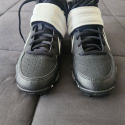  Nike Boys Baseball Cleats Size 7