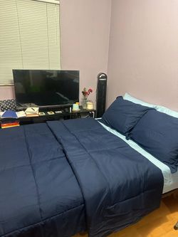 Full size bed
