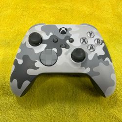 XBOX WIRELESS CONTROLLER 