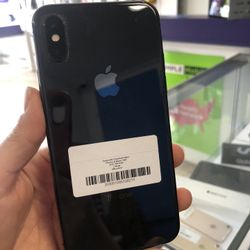 Factory unlocked iPhone x 64 gb, excellent conditions store warranty 
